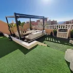 Porta Nova Family شقة