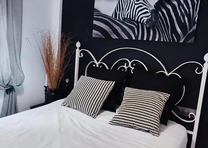 Porta Nova Family Адехе